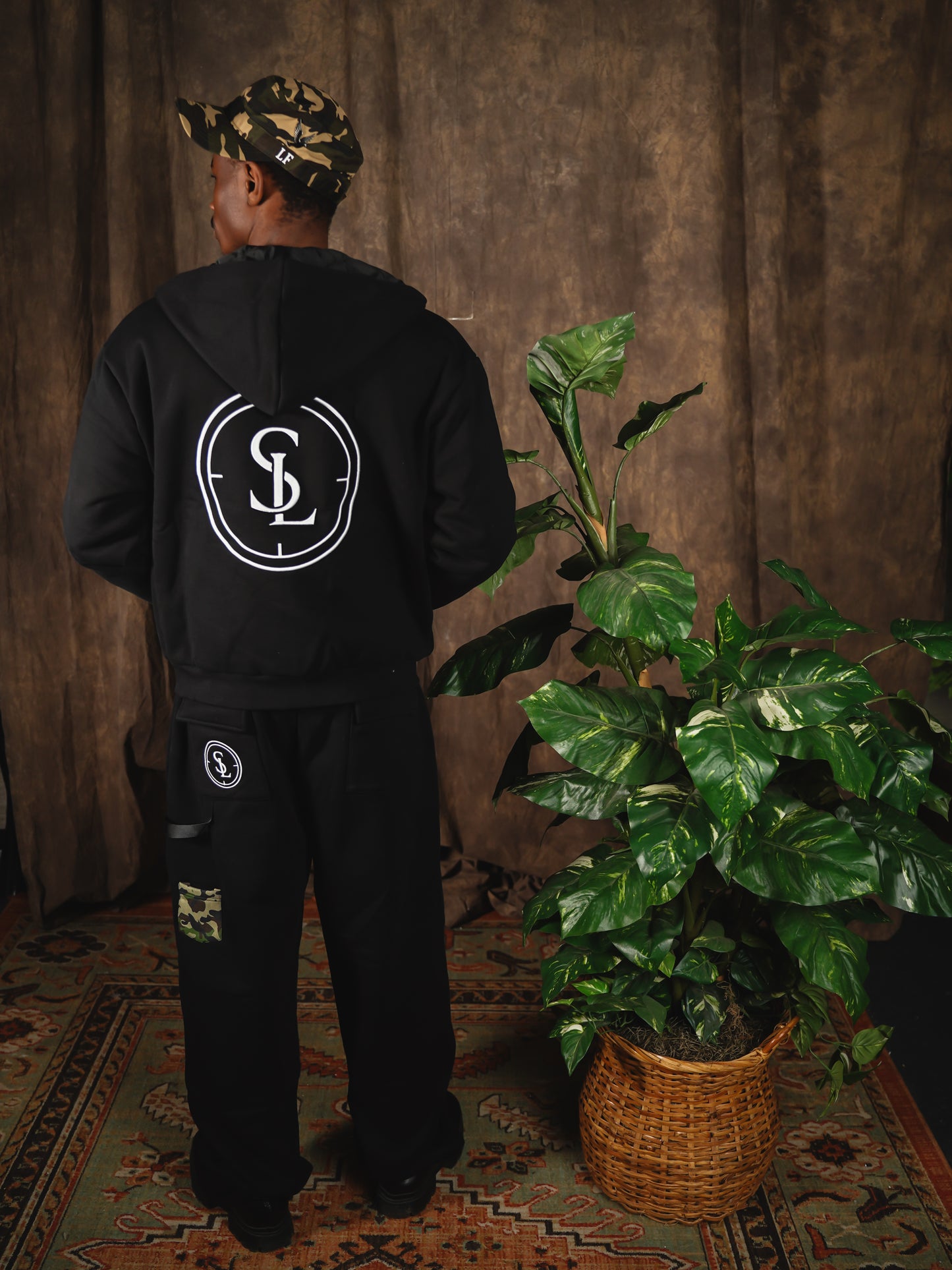 STRIKER WORKER HOODIE